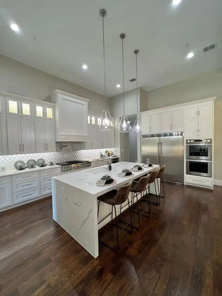 Slide of Maestros Home Services