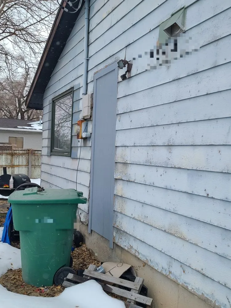 Slide of Maga Roofing and Siding