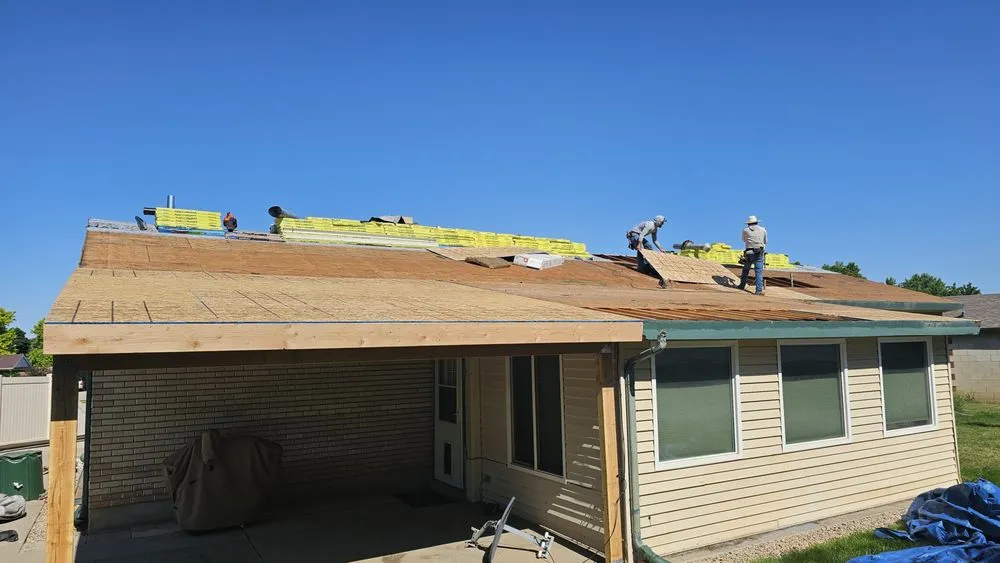 Slide of Maga Roofing and Siding