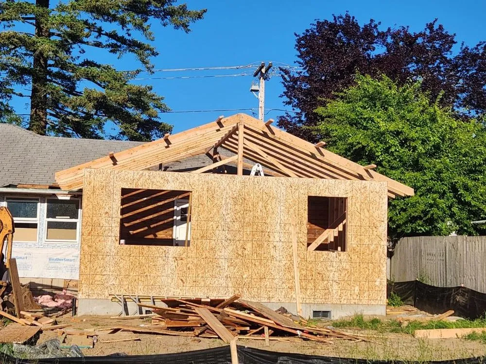 Slide of Magaña Construction & Remodeling