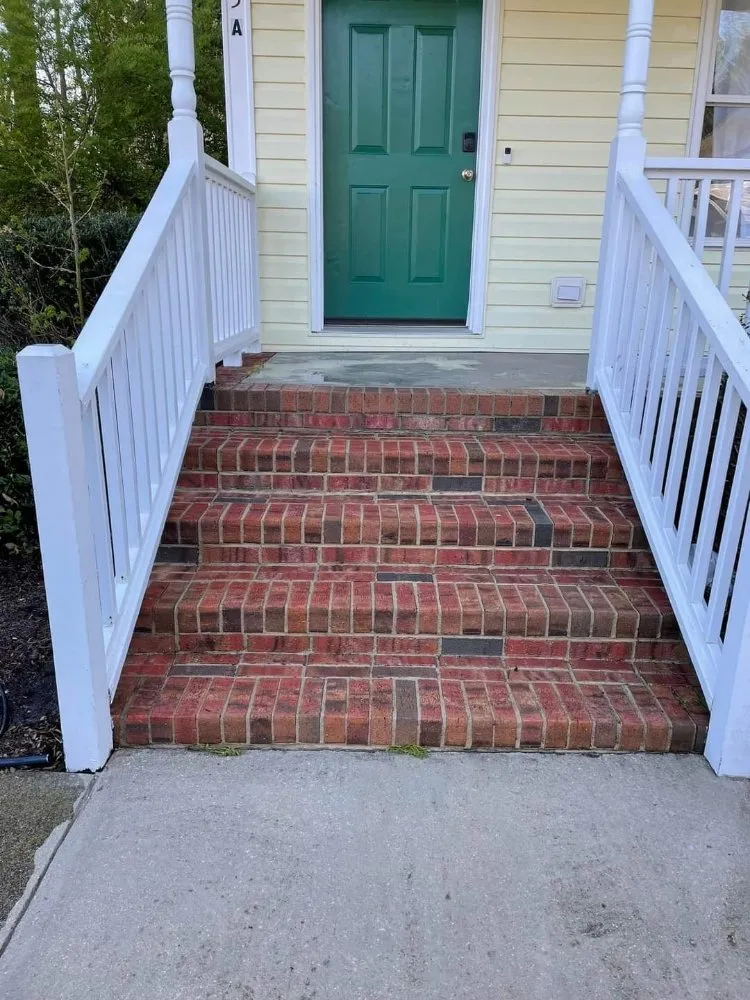 Trusted roof leak repair in Sedro-Woolley, WA by Magana Roofing And Contracting
