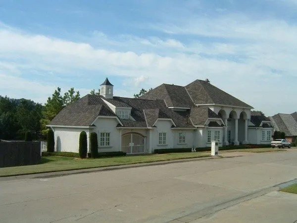 Slide of Maggio Roofing