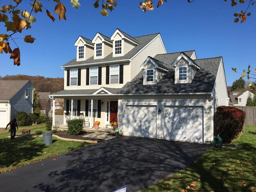 Trusted shingle roofing service near you in Hamilton Township, NJ by Magic