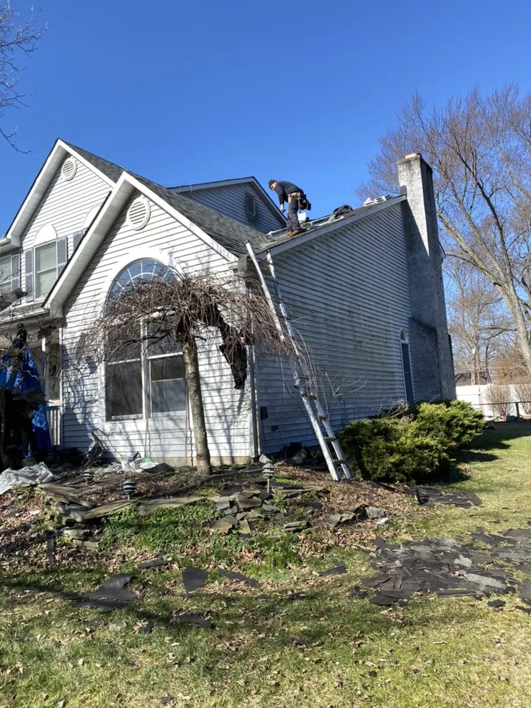 Expert residential roofing service in Hamilton Township, NJ by Magic