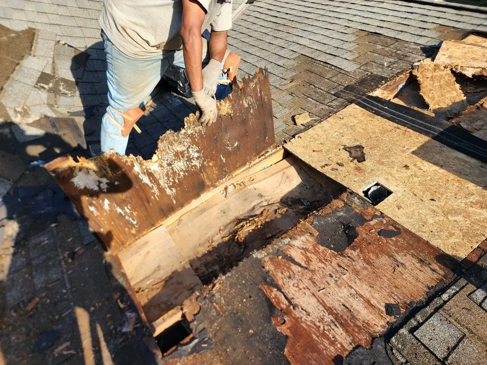 Slide of Magnabosco's Roofing & Repairs