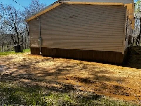 Slide of Magnolia Skirting