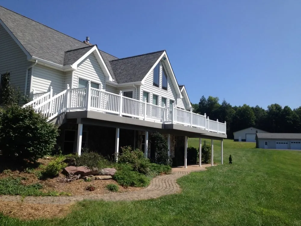 Local residential roofing service for homes across Reedsville, PA - Mahoney's Construction