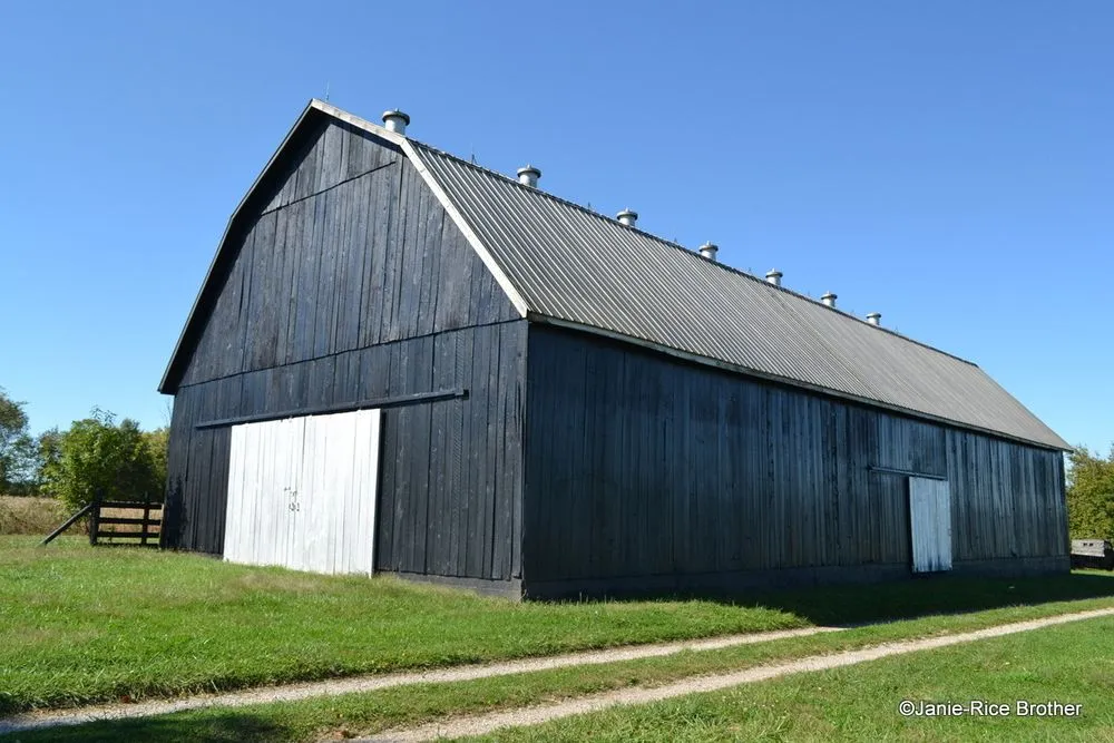 Slide of Maiden City Contracting