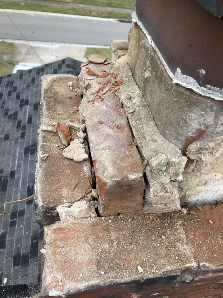 Local shingle roofing service experts serving Russel Springs, KY - Main Roofing