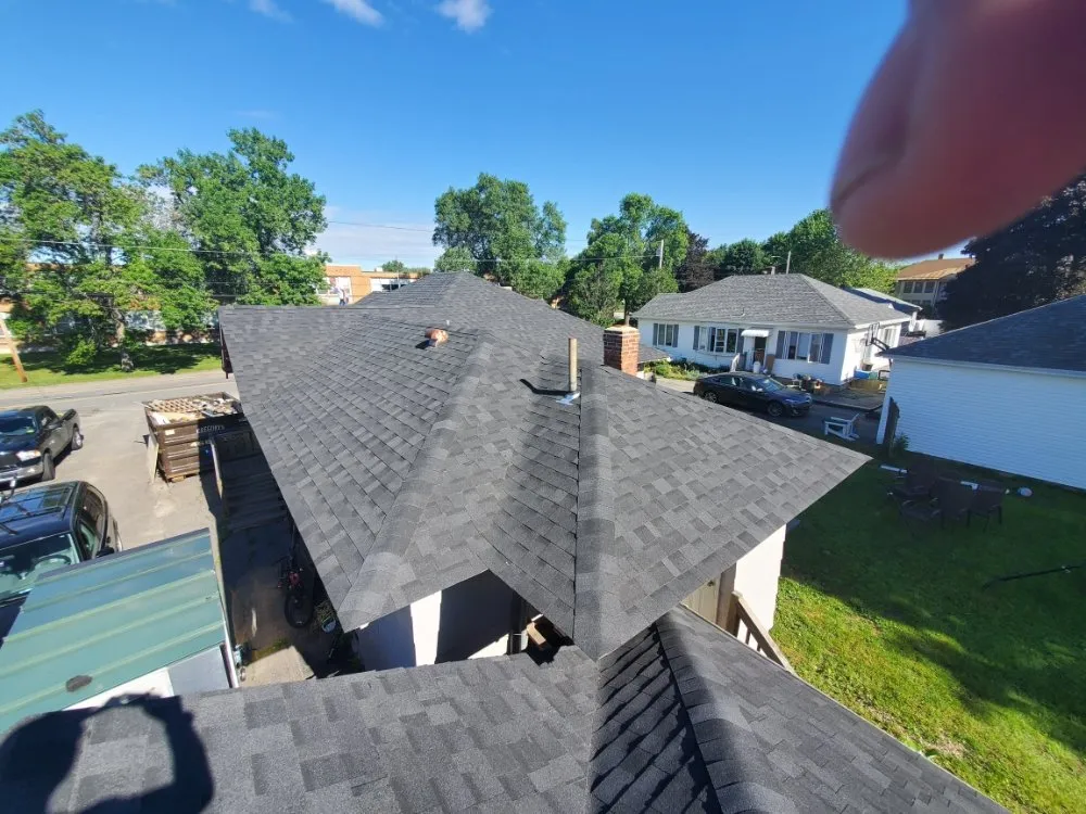 Slide of Mainely Roofing and Siding