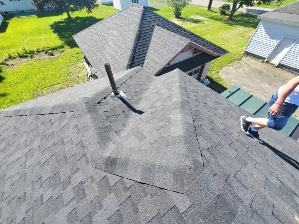 Slide of Mainely Roofing and Siding