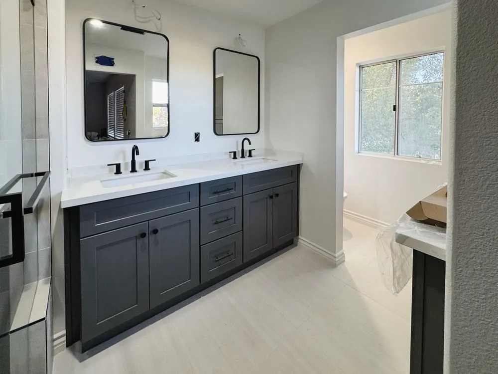 Slide of Maingreen Remodel & Construction