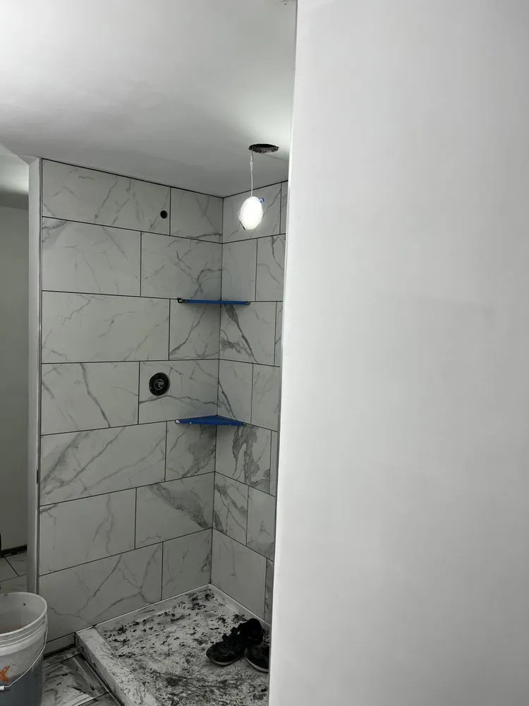 Slide of Majestic Design & Build