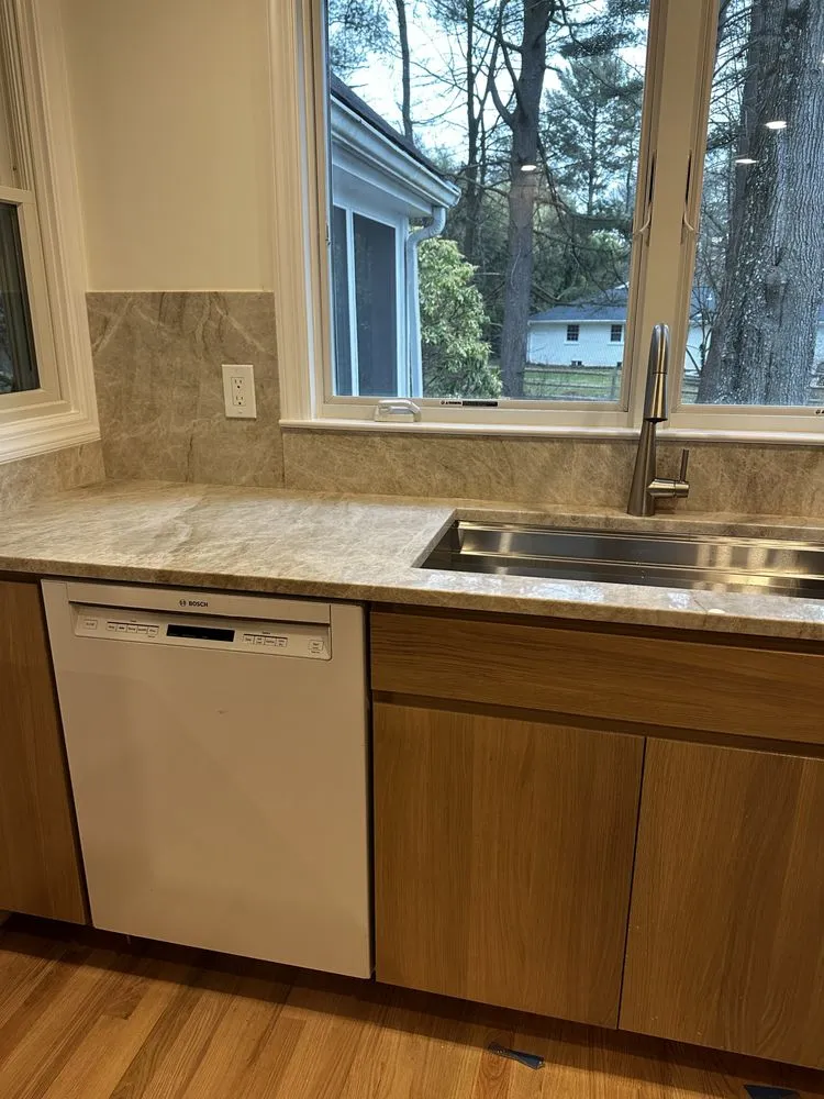 Slide of Majestic Design & Build