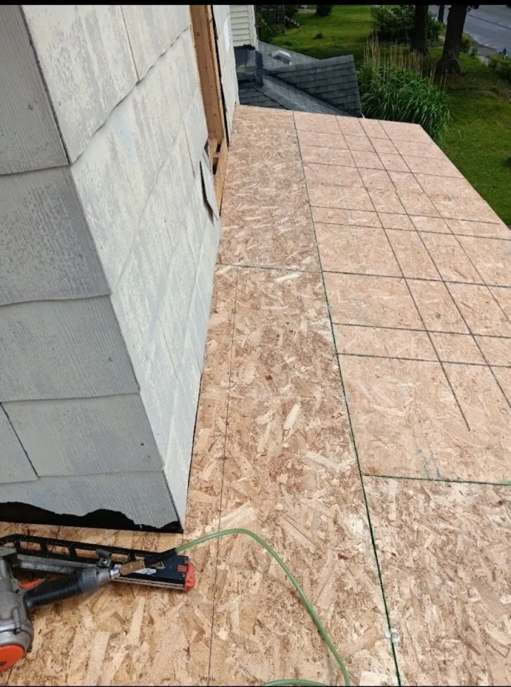 Slide of Majestic Roofing