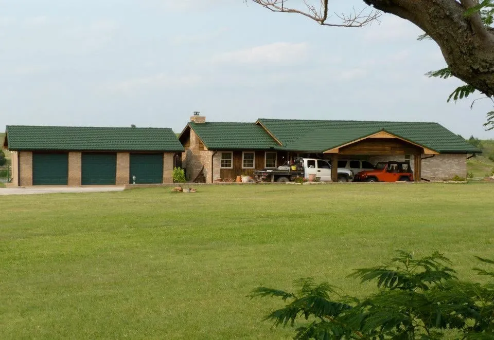 Slide of Majestic Roofing