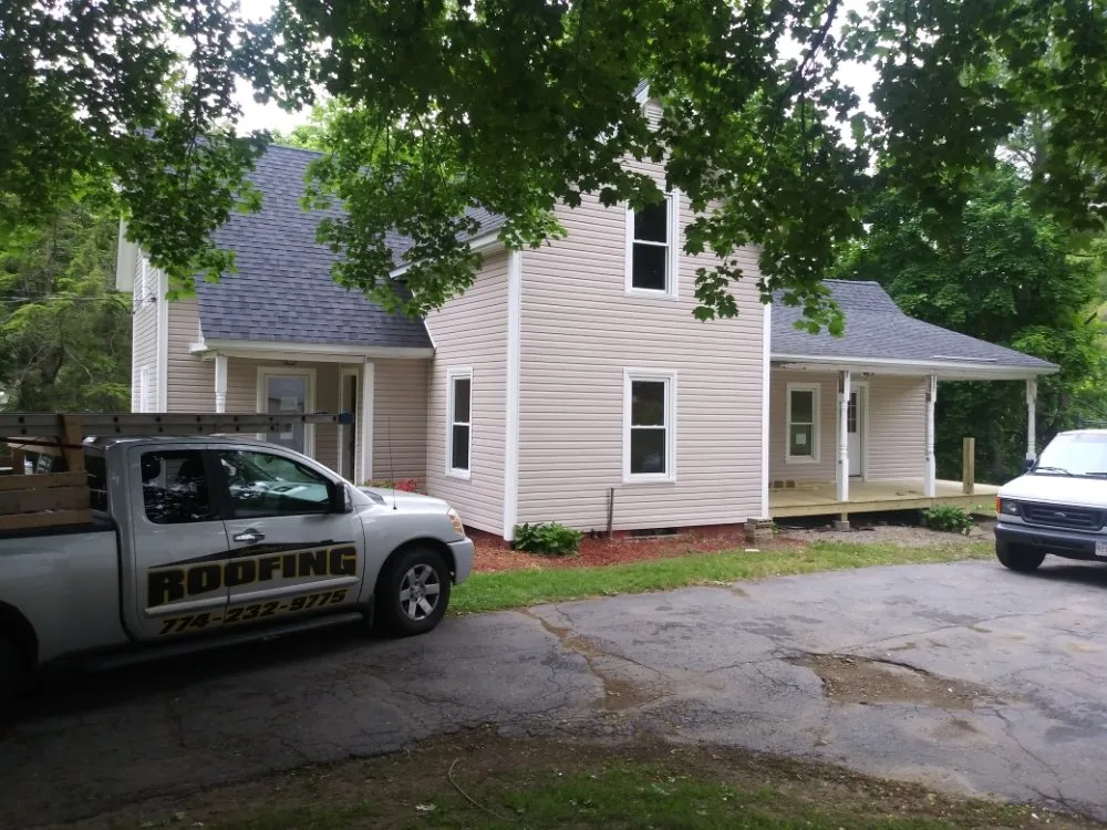 Slide of Majestic Vinyl Siding and Home Improvement