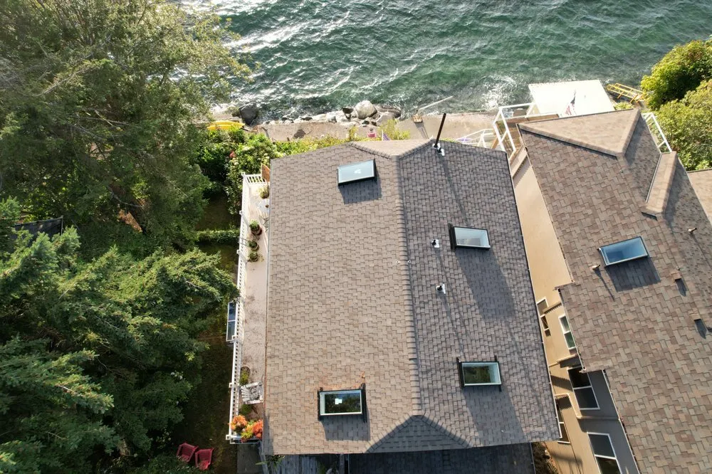 Slide of Major League Roofing