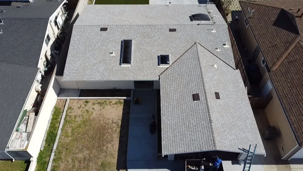 Slide of Major League Roofing