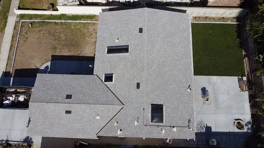 Slide of Major League Roofing