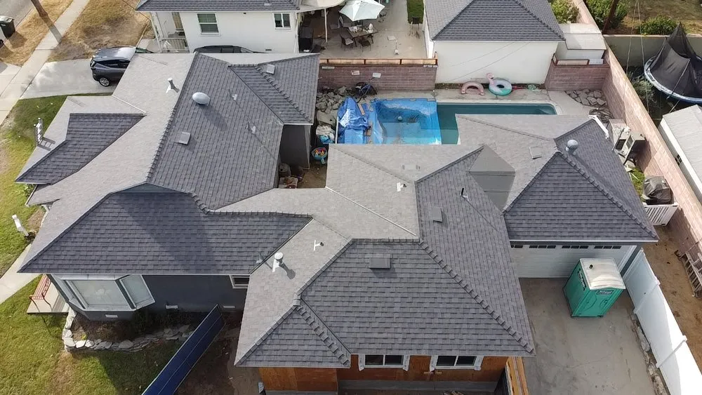 Slide of Major League Roofing