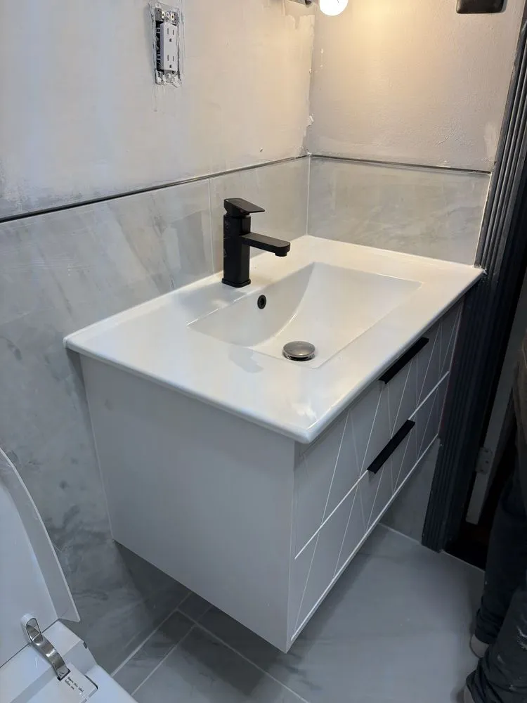 Slide of MAK Home Improvements