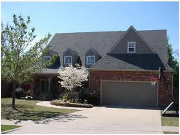 Slide of Mak Roofing & Construction