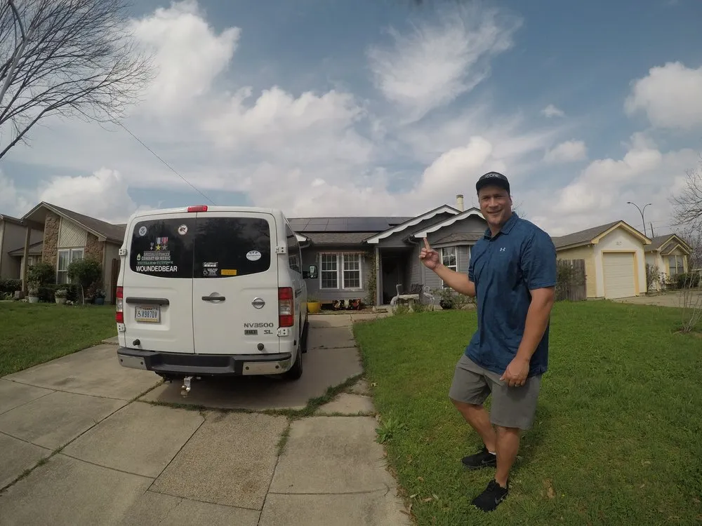 Slide of Makai Roofing Solar