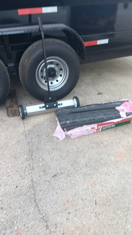 Slide of Makge painting & remodeling