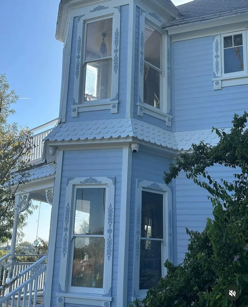 Slide of Maksy Painting