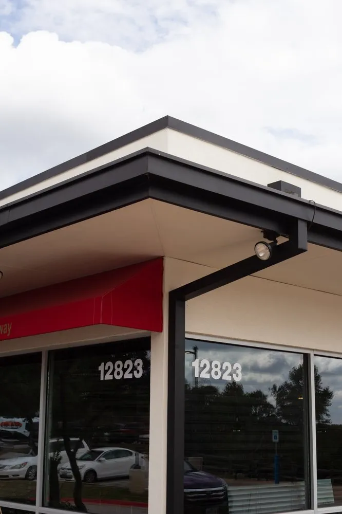 Slide of Malachi Roofing