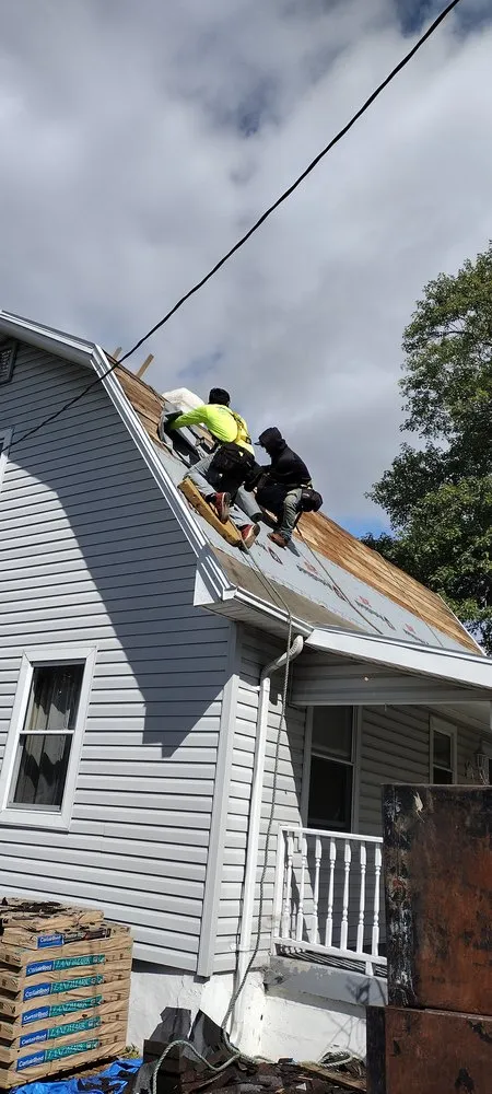 Slide of Maldonado Construction