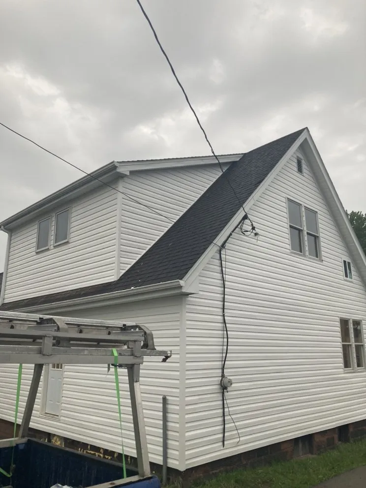 Slide of Malick Brothers Exteriors