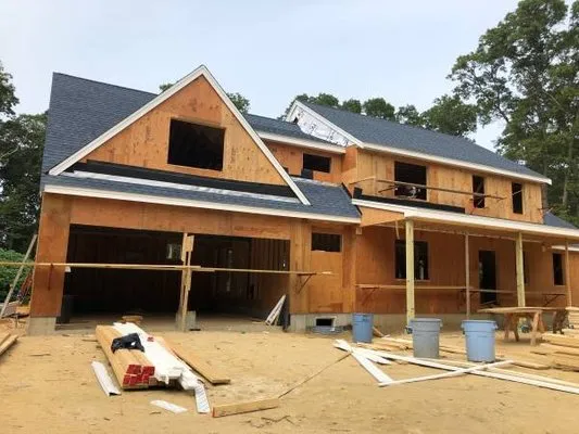 Mallie's Construction