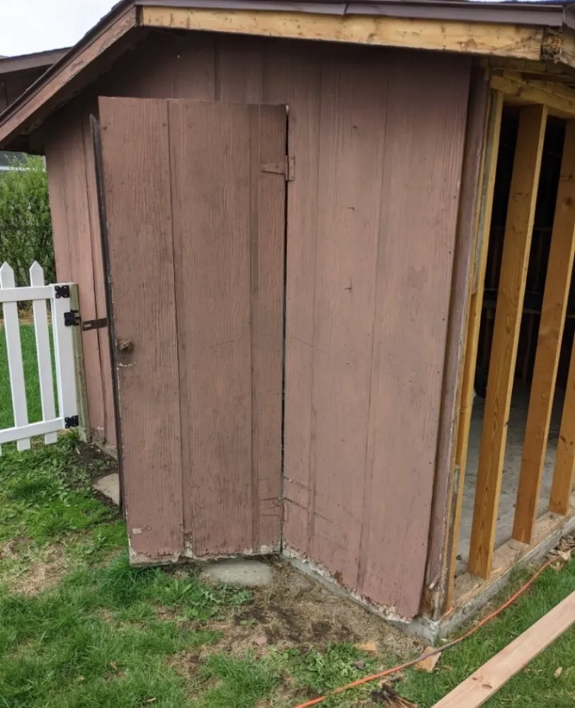 Slide of Mama's Boys