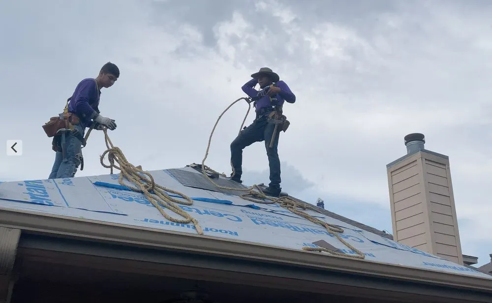 Slide of Mammoth Contracting - Round Rock