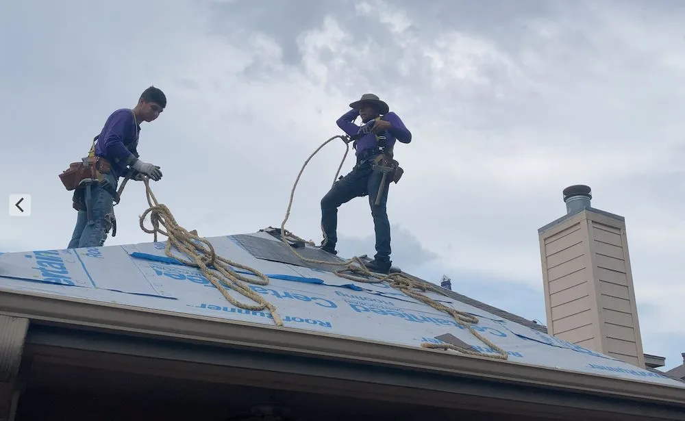 Slide of Mammoth Contracting - Round Rock