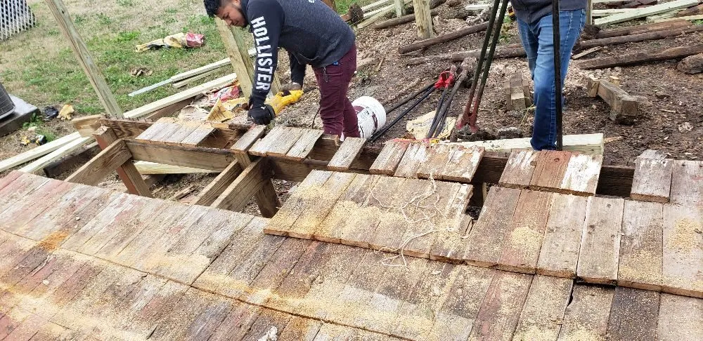 Slide of Mandujano's Construction