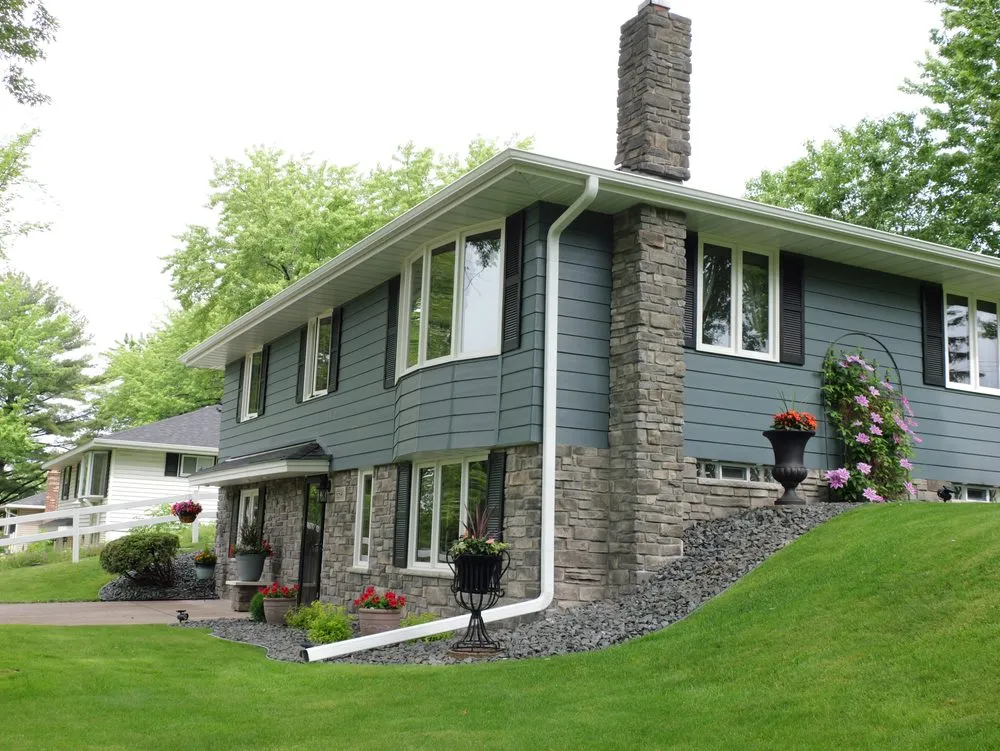 Slide of Manepoint Exteriors