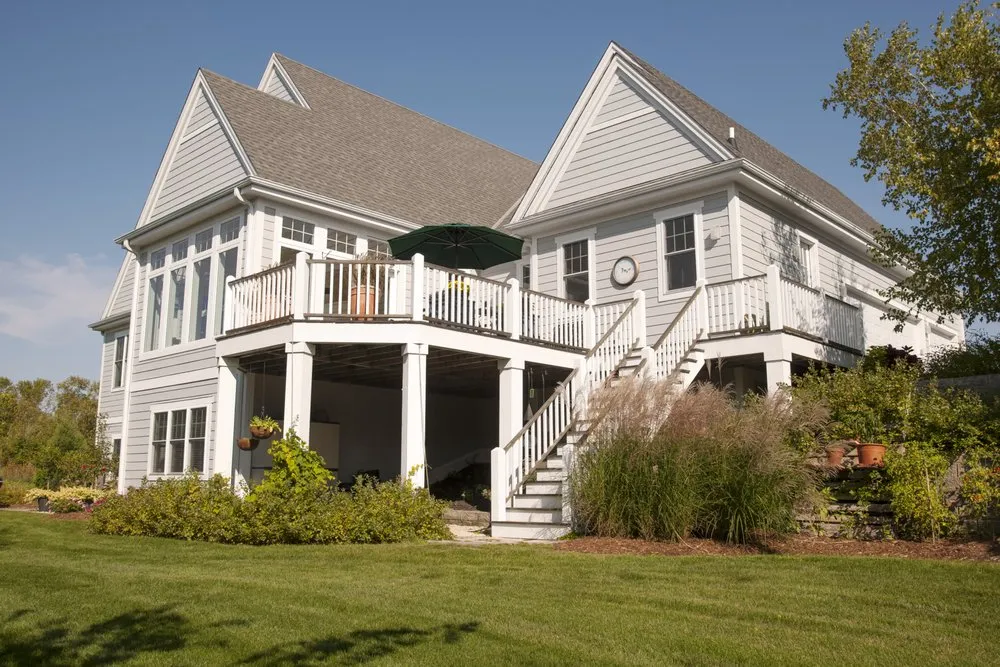 Slide of Manepoint Exteriors