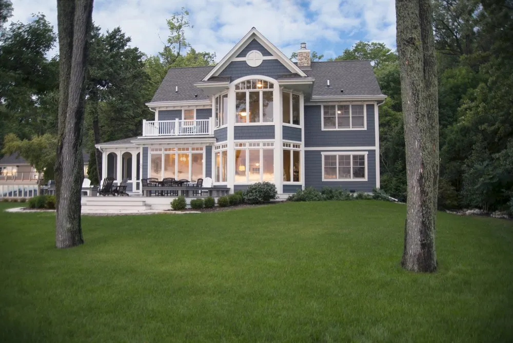 Slide of Manepoint Exteriors