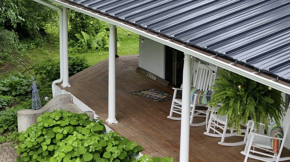 Slide of Manepoint Exteriors