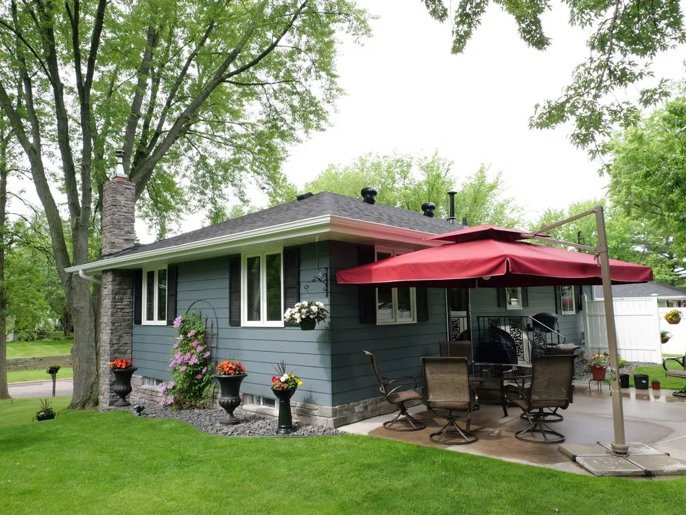 Slide of Manepoint Exteriors