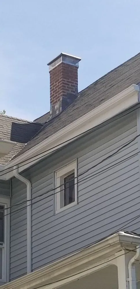 Slide of Manny Gutter Services