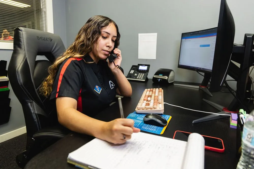 Slide of Manny Roofing