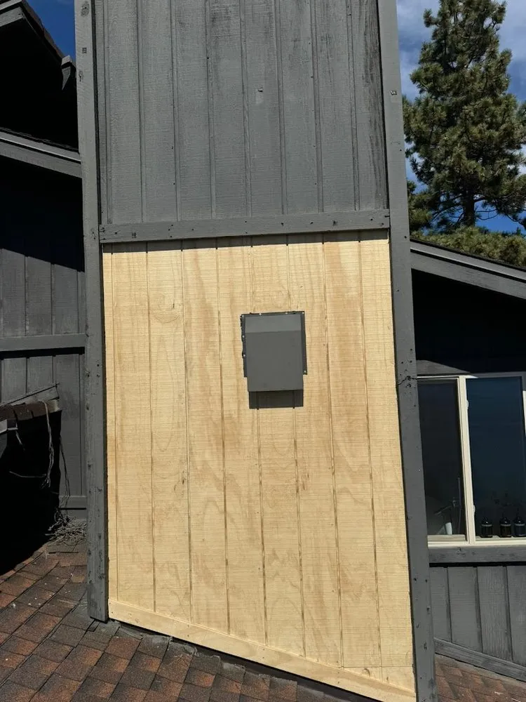 Slide of Manny's Metal Roofing