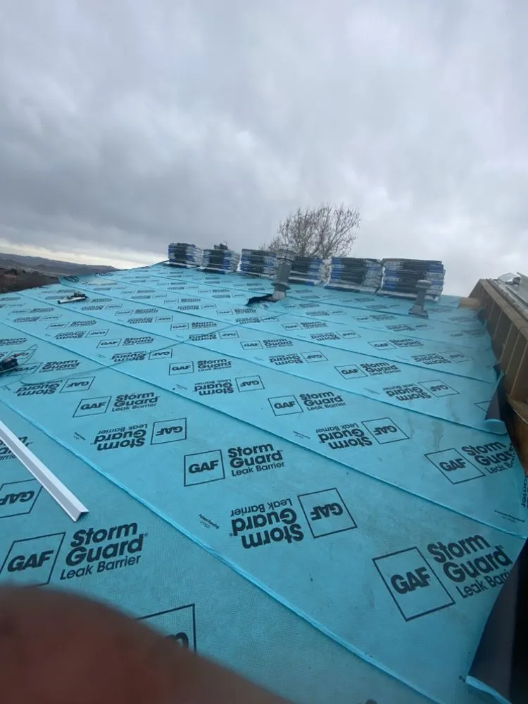 Slide of Mannys Metal Roofing