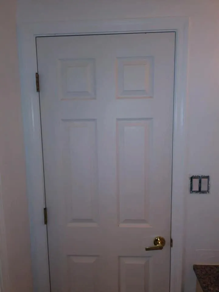 Slide of Manríquez Custom Design