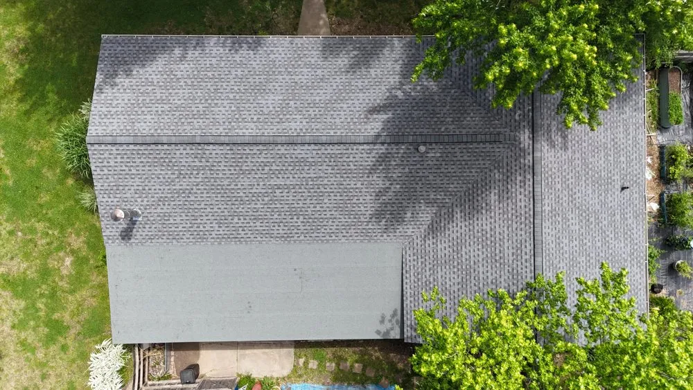 Slide of Manta Roofing & Exteriors