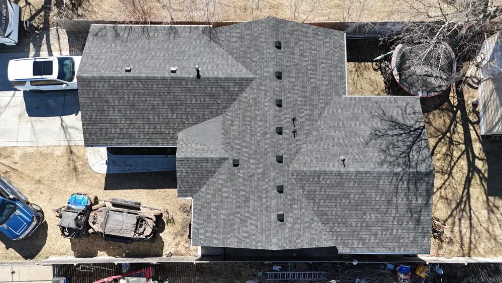 Slide of Manta Roofing & Exteriors